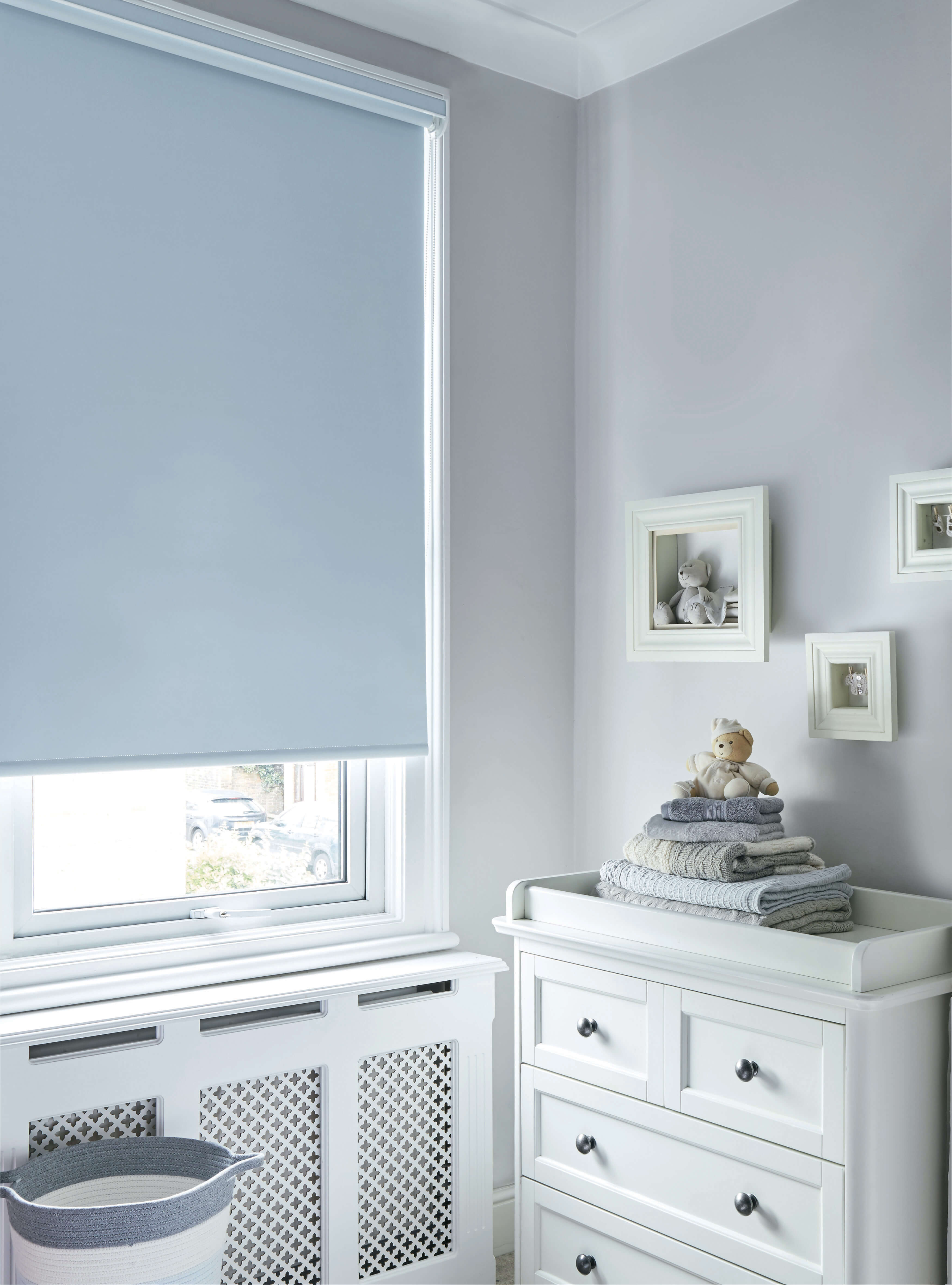 roller blinds in uk image